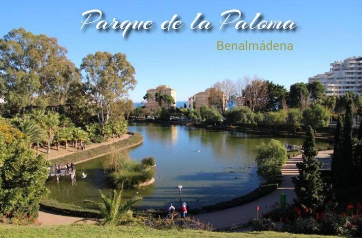 Apartamento Con Vistas Al Mar Cerca Del Puerto Benalmadena Bagian luar foto