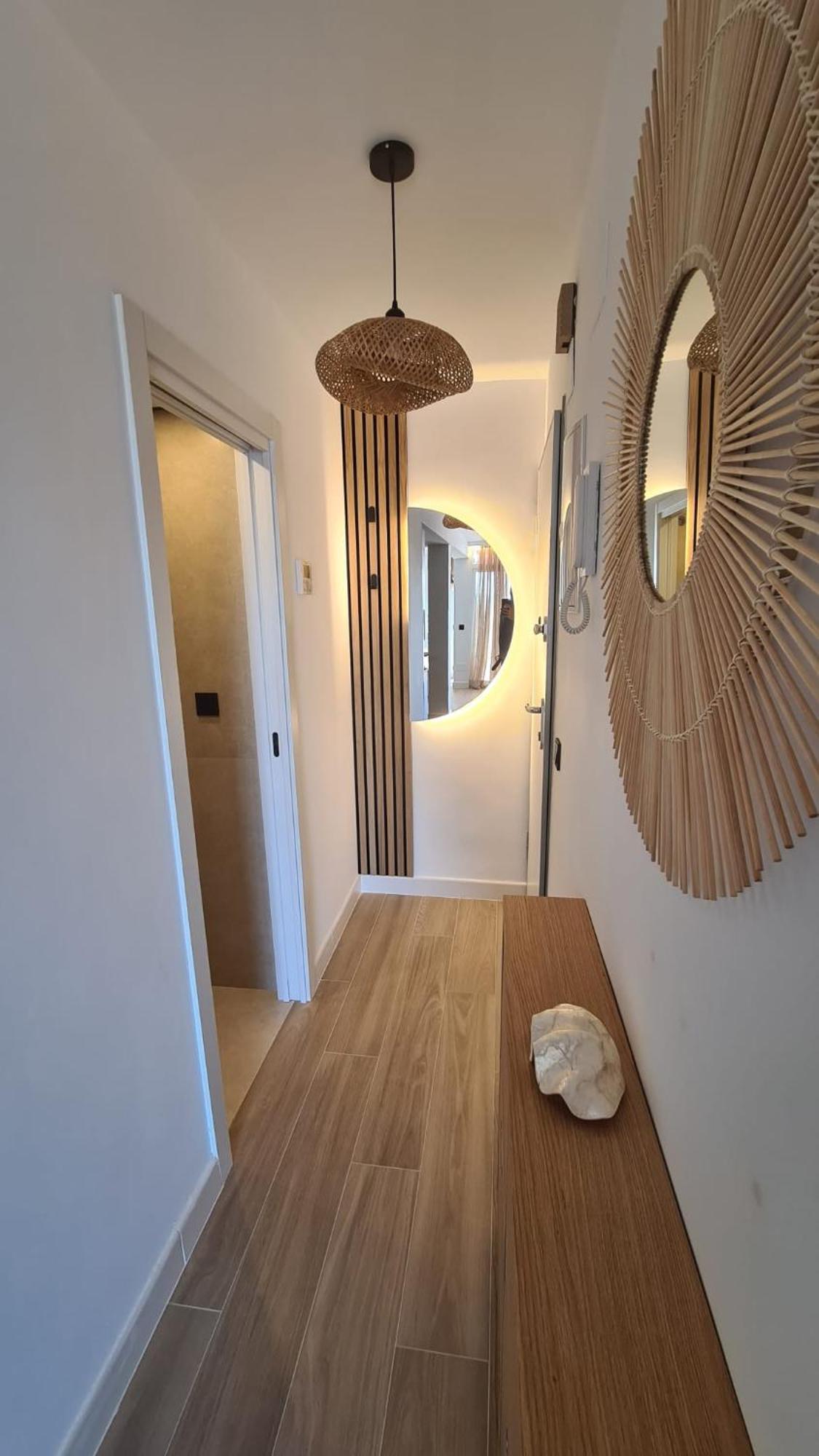 Apartamento Con Vistas Al Mar Cerca Del Puerto Benalmadena Bagian luar foto